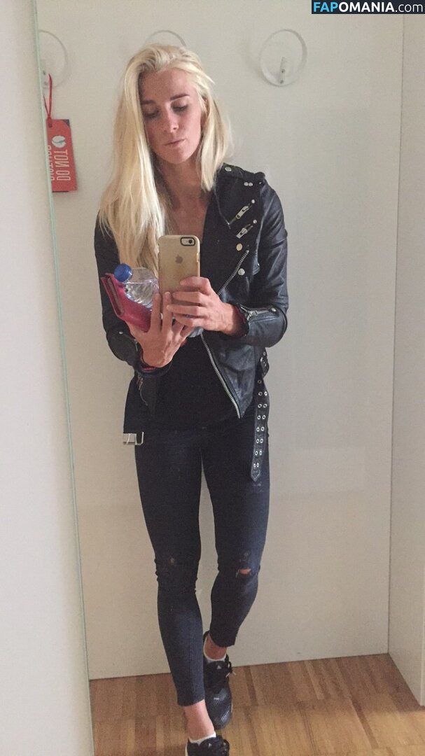 Sofia Jakobsson Çıplak Sızdırılmış Fotoğraf #118