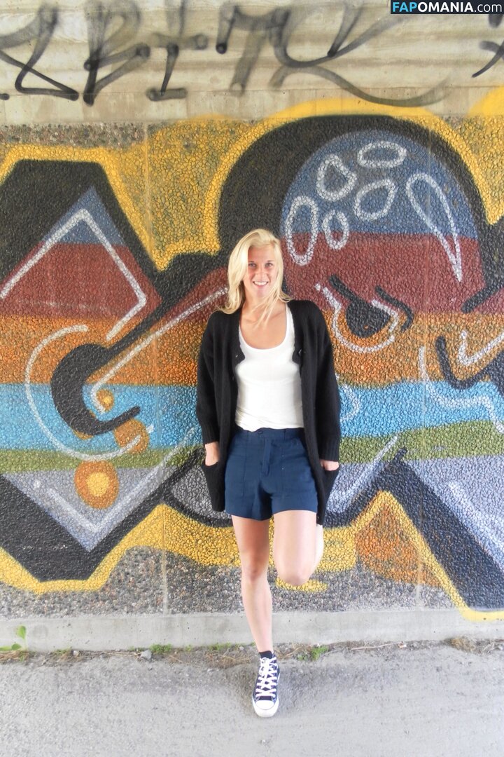 Sofia Jakobsson Çıplak Sızdırılmış Fotoğraf #146