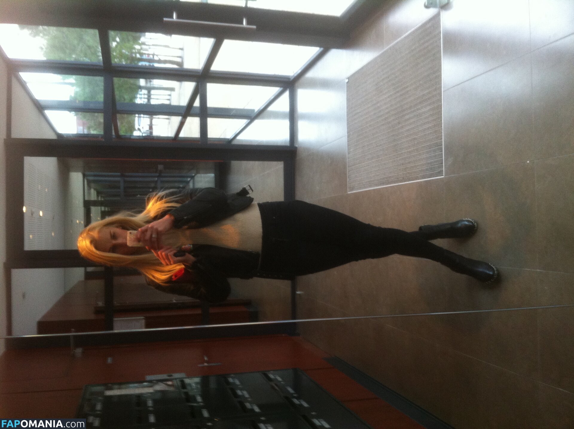 Sofia Jakobsson Çıplak Sızdırılmış Fotoğraf #181