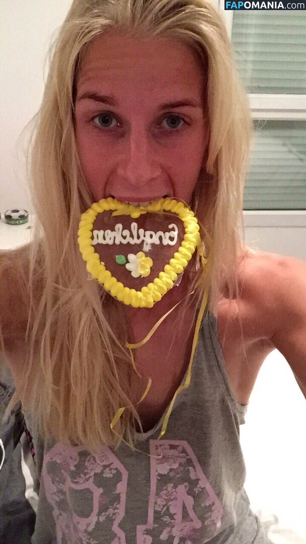 Sofia Jakobsson Çıplak Sızdırılmış Fotoğraf #212