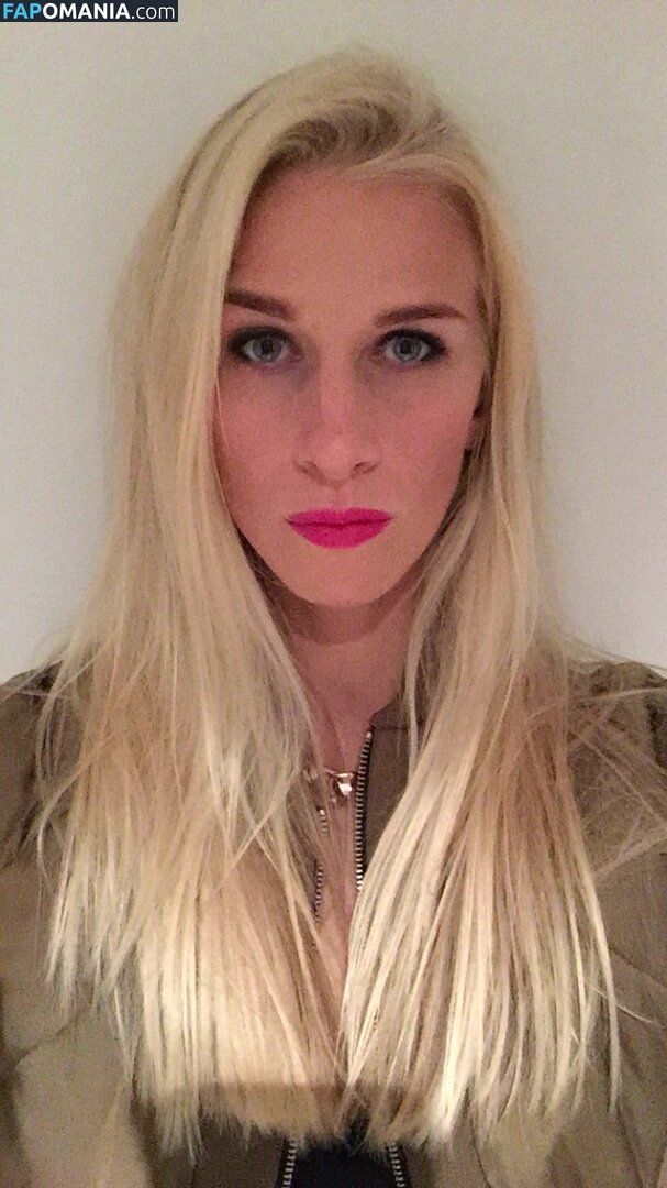 Sofia Jakobsson Çıplak Sızdırılmış Fotoğraf #243