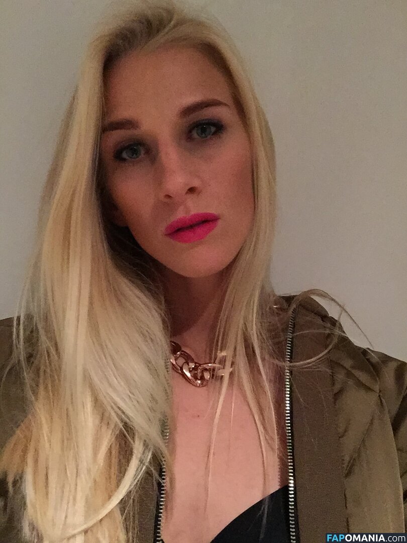 Sofia Jakobsson Çıplak Sızdırılmış Fotoğraf #246