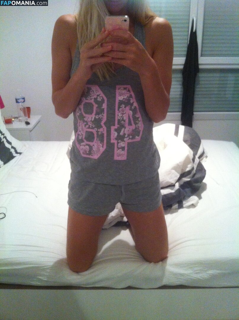 Sofia Jakobsson Çıplak Sızdırılmış Fotoğraf #263