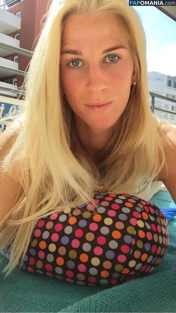 Sofia Jakobsson Çıplak Sızdırılmış Fotoğraf #264