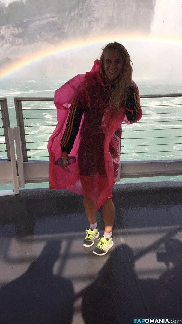 Sofia Jakobsson Çıplak Sızdırılmış Fotoğraf #300