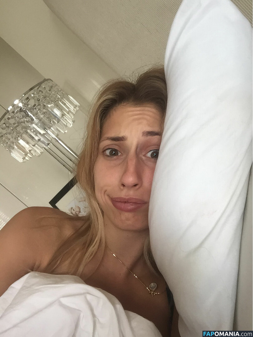 Stacey Solomon Çıplak Sızdırılmış Fotoğraf #9