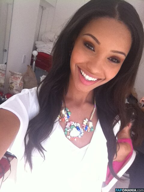 Staci Lyon Çıplak Sızdırılmış Fotoğraf #5