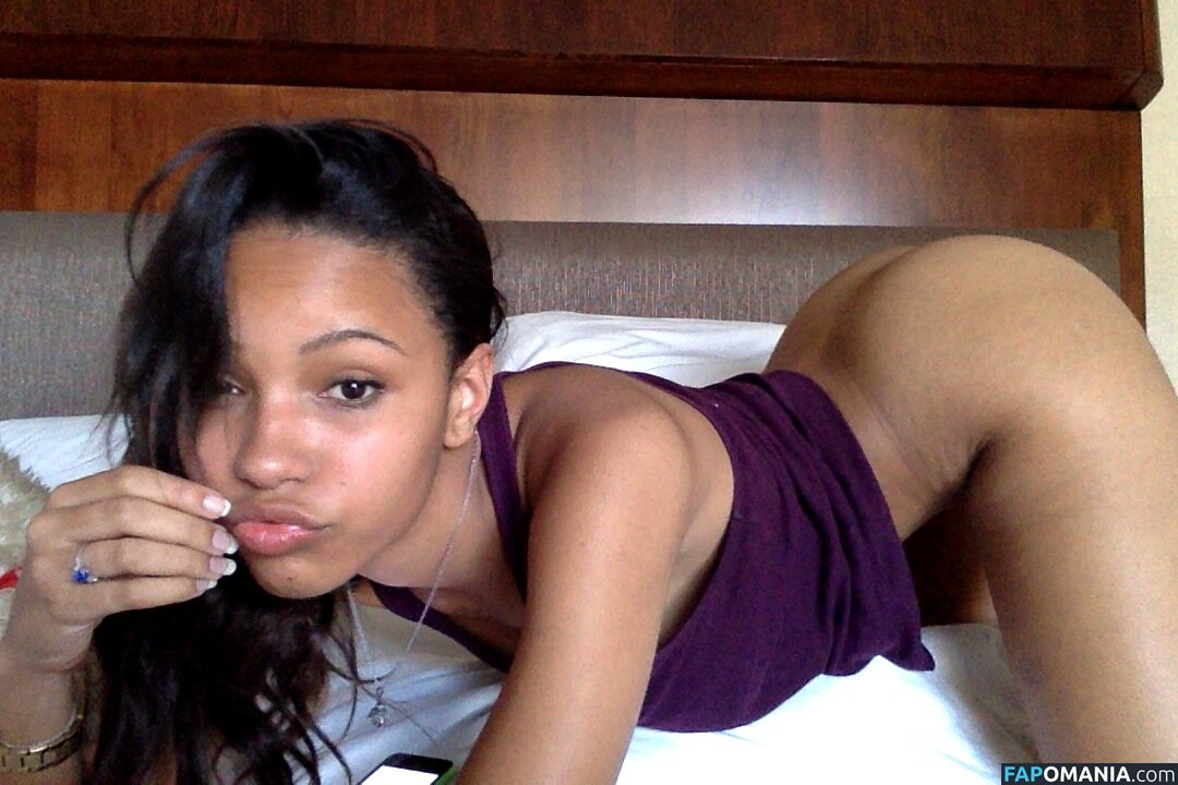 Staci Lyon Çıplak Sızdırılmış Fotoğraf #14