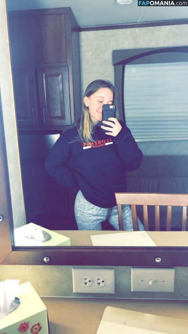 Sydney Sweeney Çıplak Sızdırılmış Fotoğraf #4874