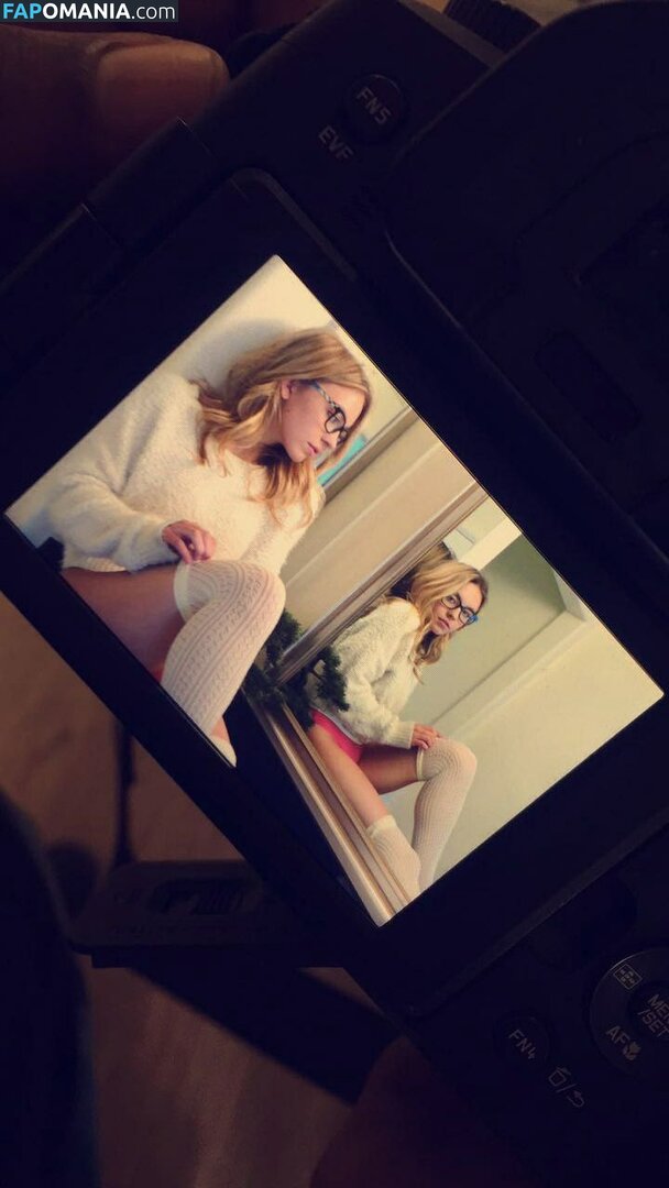 Sydney Sweeney Çıplak Sızdırılmış Fotoğraf #4895