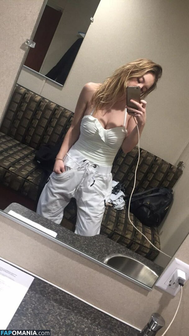 Sydney Sweeney Çıplak Sızdırılmış Fotoğraf #4896