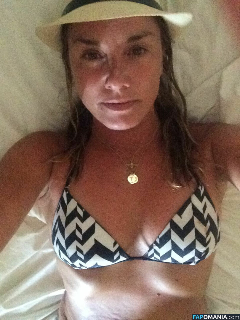 Tamzin Outhwaite Çıplak Sızdırılmış Fotoğraf #4