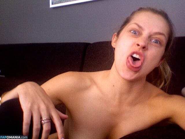 Teresa Palmer Çıplak Sızdırılmış Fotoğraf #3