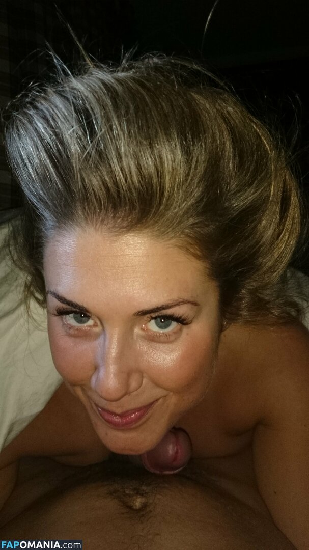 Tone Damli Çıplak Sızdırılmış Fotoğraf #3