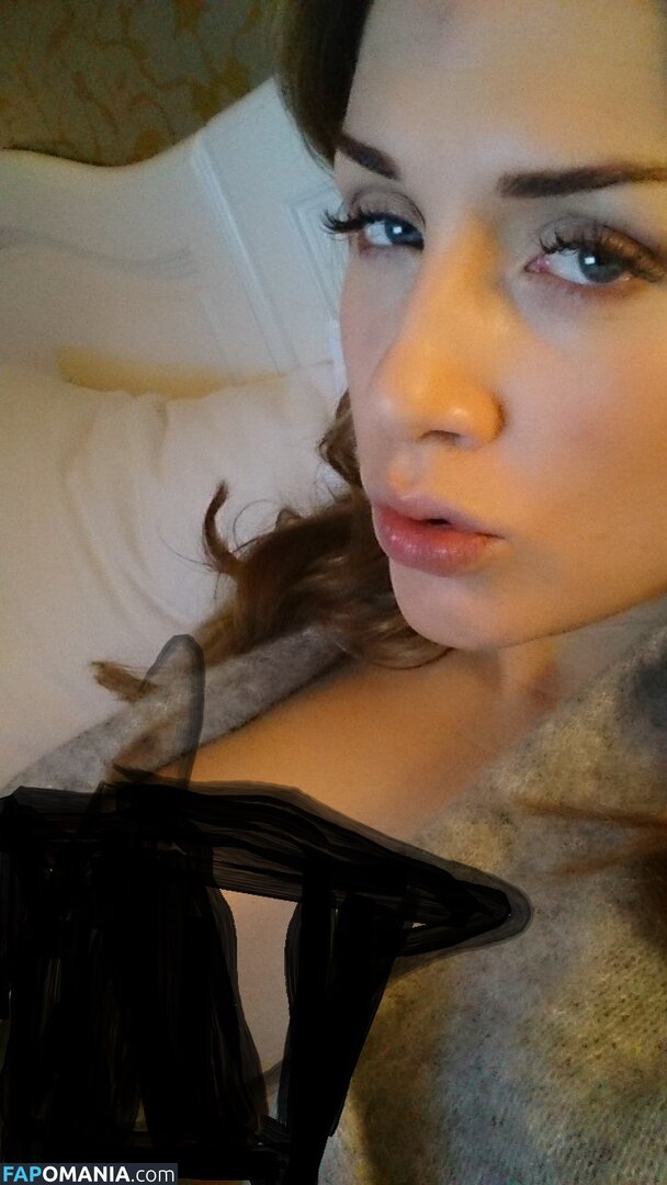 Tone Damli Çıplak Sızdırılmış Fotoğraf #18