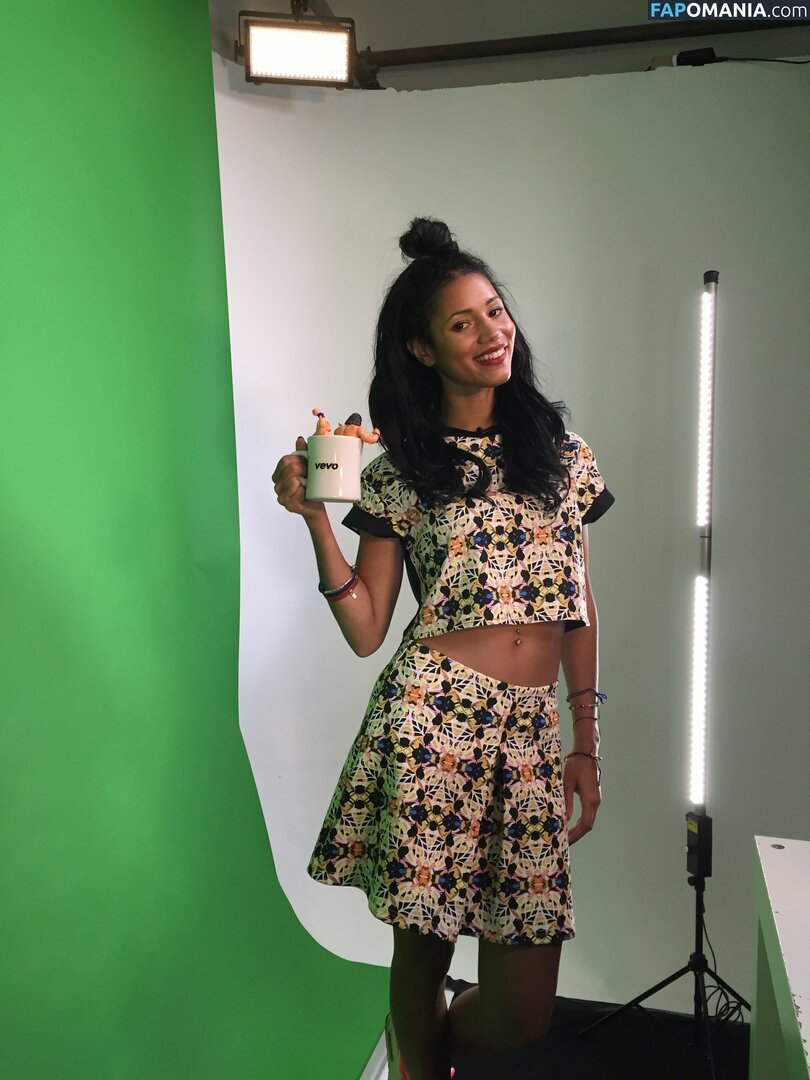 Vick Hope Çıplak Sızdırılmış Fotoğraf #267