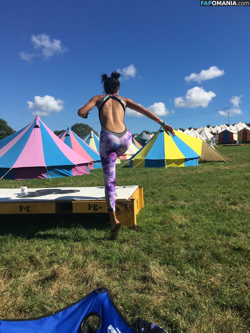 Vick Hope Çıplak Sızdırılmış Fotoğraf #320