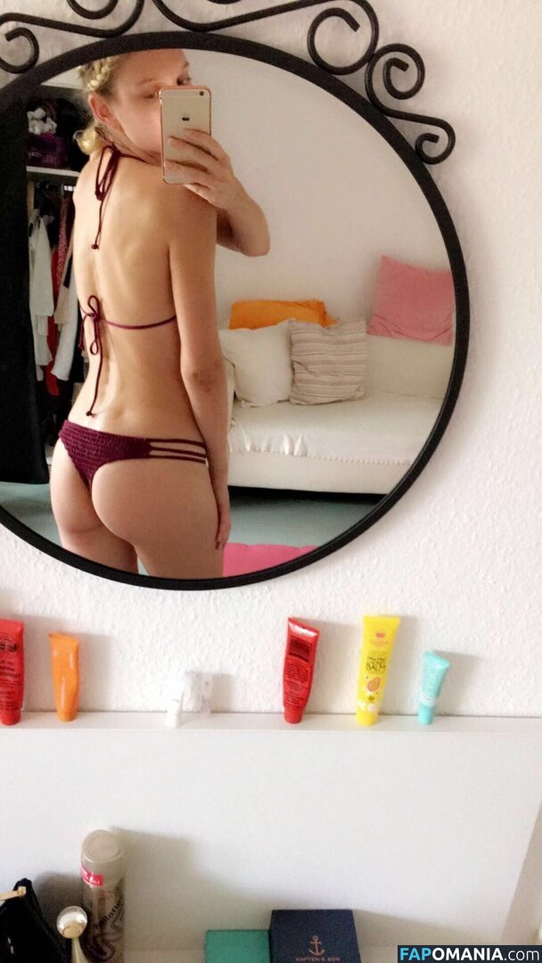 Victoria Jancke Çıplak Sızdırılmış Fotoğraf #49