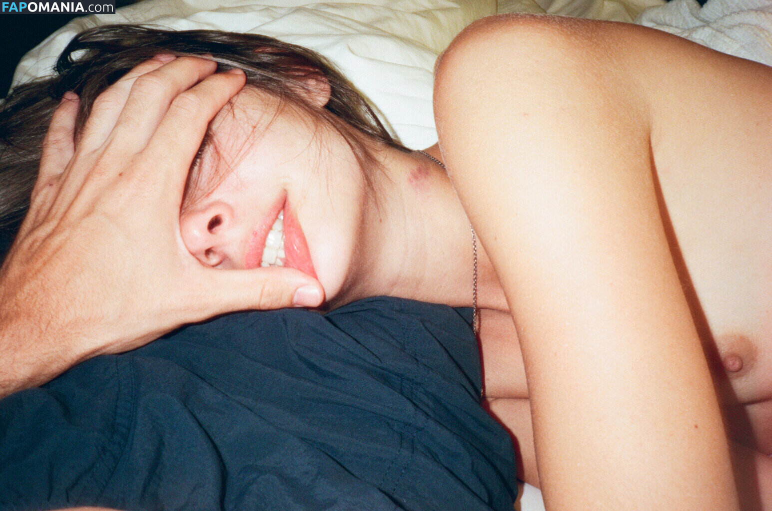 Willa Holland Çıplak Sızdırılmış Fotoğraf #24