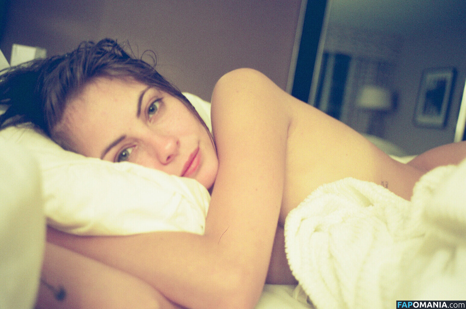 Willa Holland Çıplak Sızdırılmış Fotoğraf #27