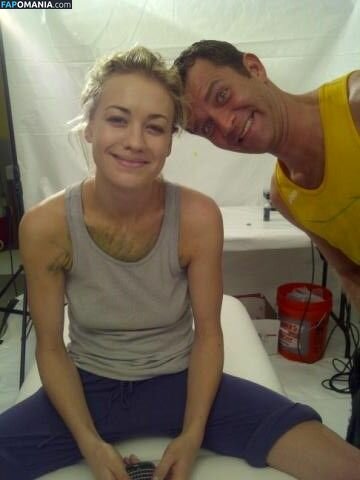 Yvonne Strahovski Çıplak Sızdırılmış Fotoğraf #27