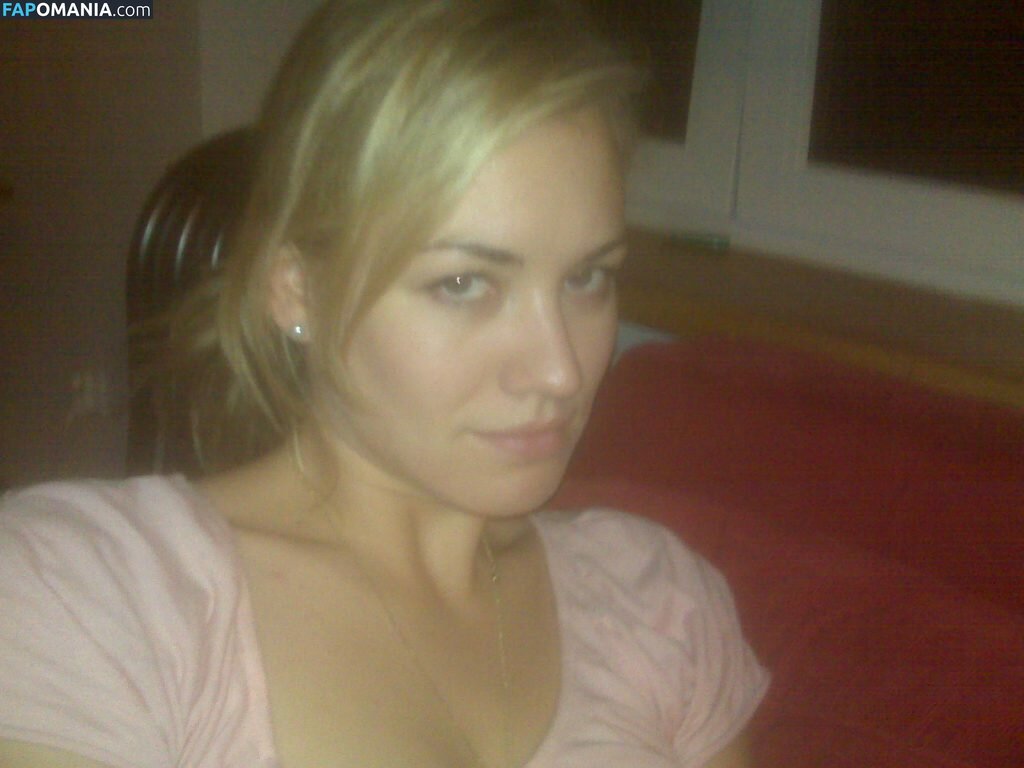 Yvonne Strahovski Çıplak Sızdırılmış Fotoğraf #38