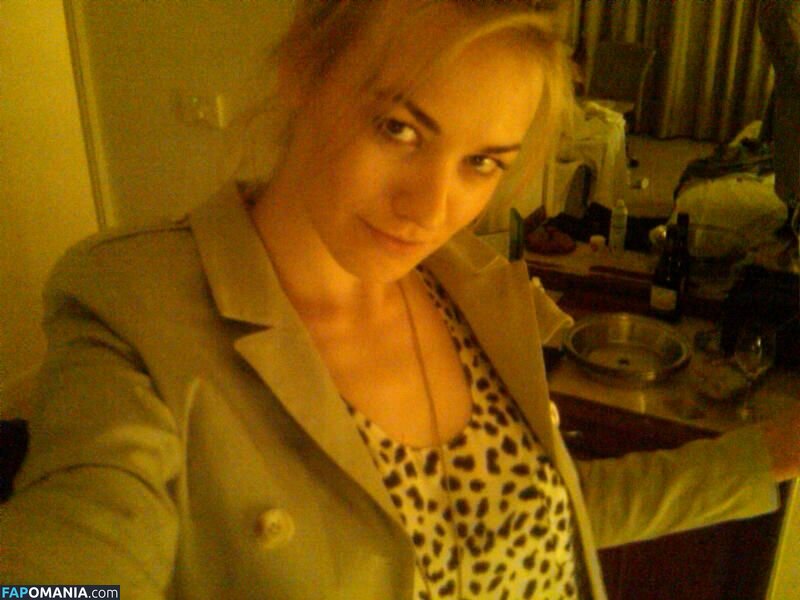 Yvonne Strahovski Çıplak Sızdırılmış Fotoğraf #39