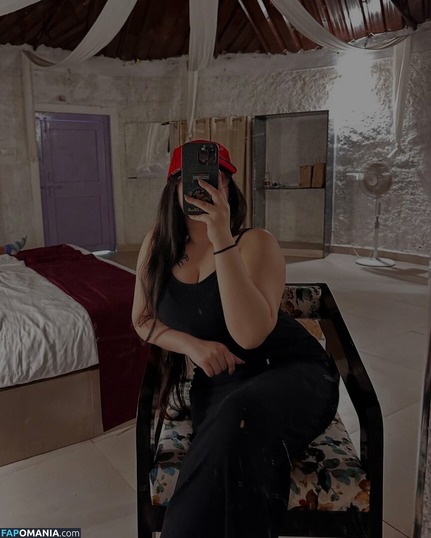 Aarohi Tirpude / aarohitirpude_ Çıplak OnlyFans  Sızdırılmış Fotoğraf #32