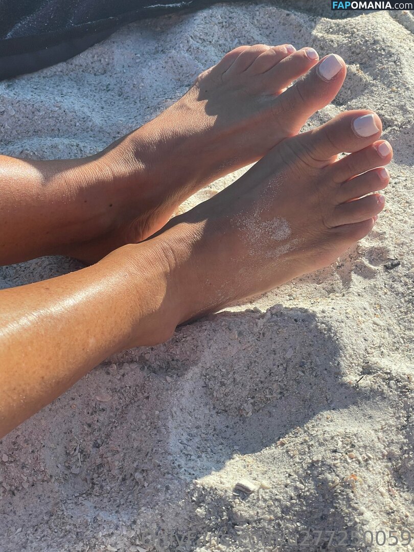 abbyrosesexyfeet Çıplak OnlyFans  Sızdırılmış Fotoğraf #3