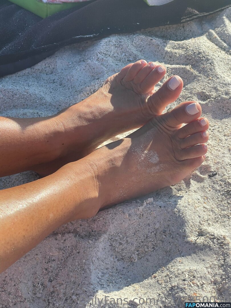 abbyrosesexyfeet Çıplak OnlyFans  Sızdırılmış Fotoğraf #4