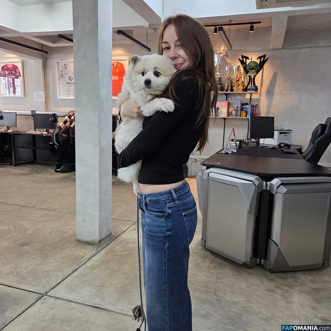 actuallyalisa / https: Çıplak OnlyFans  Sızdırılmış Fotoğraf #3