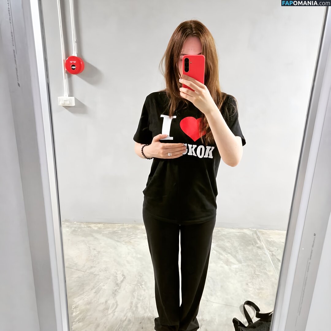 actuallyalisa / https: Çıplak OnlyFans  Sızdırılmış Fotoğraf #6