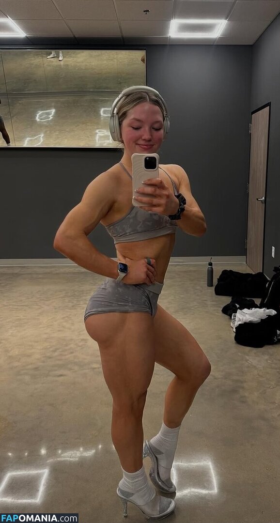 Addison Shields / addisonbrinley Çıplak OnlyFans  Sızdırılmış Fotoğraf #2