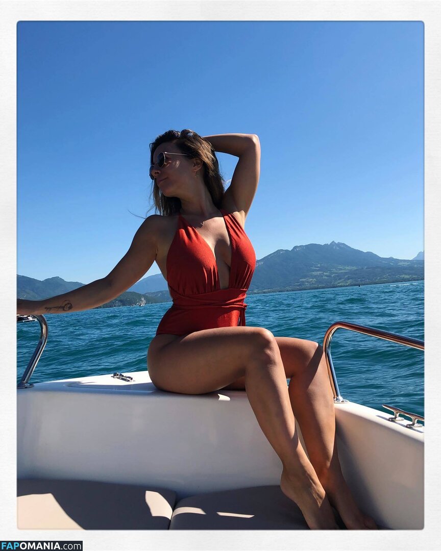 Adeline Chetail Çıplak OnlyFans  Sızdırılmış Fotoğraf #3