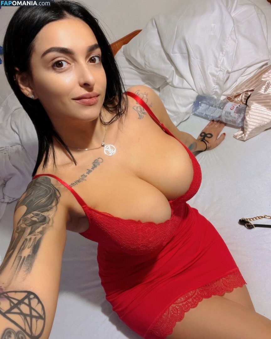 Adriana Donici Çıplak OnlyFans  Sızdırılmış Fotoğraf #5