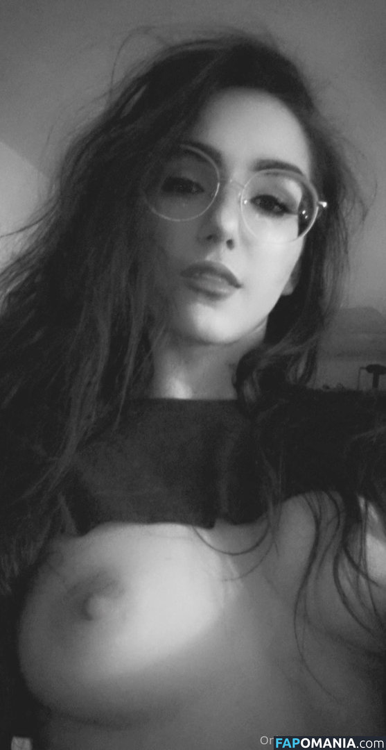 aevimari Çıplak OnlyFans  Sızdırılmış Fotoğraf #7