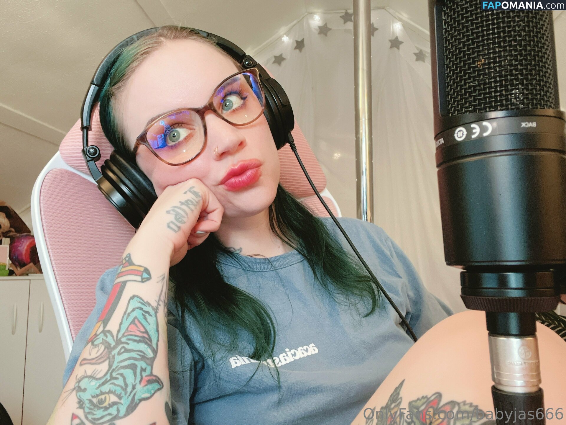 Ahptik / babyjas666 / babyjascb / girlfriends.girlfriend Çıplak OnlyFans  Sızdırılmış Fotoğraf #27