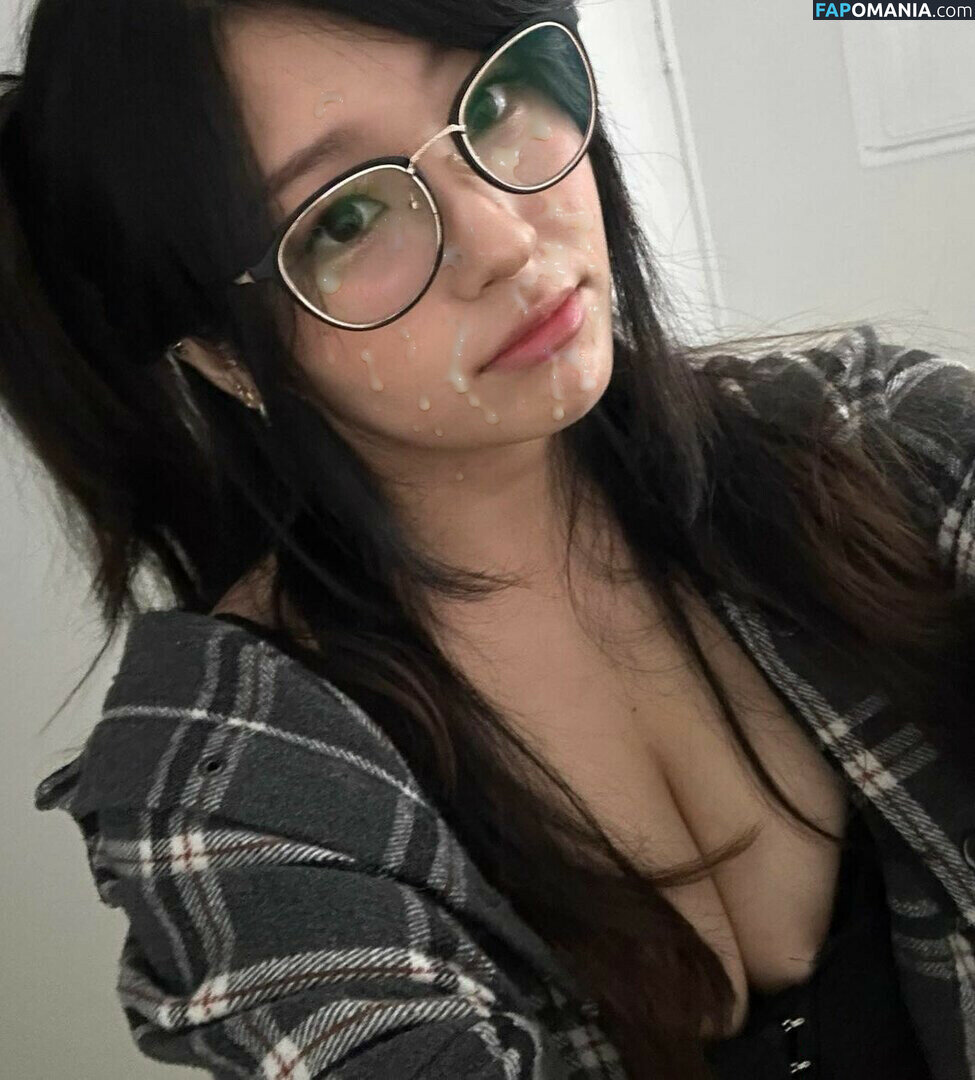 Aikuros / Floaromaa / Hyoon Çıplak OnlyFans  Sızdırılmış Fotoğraf #81