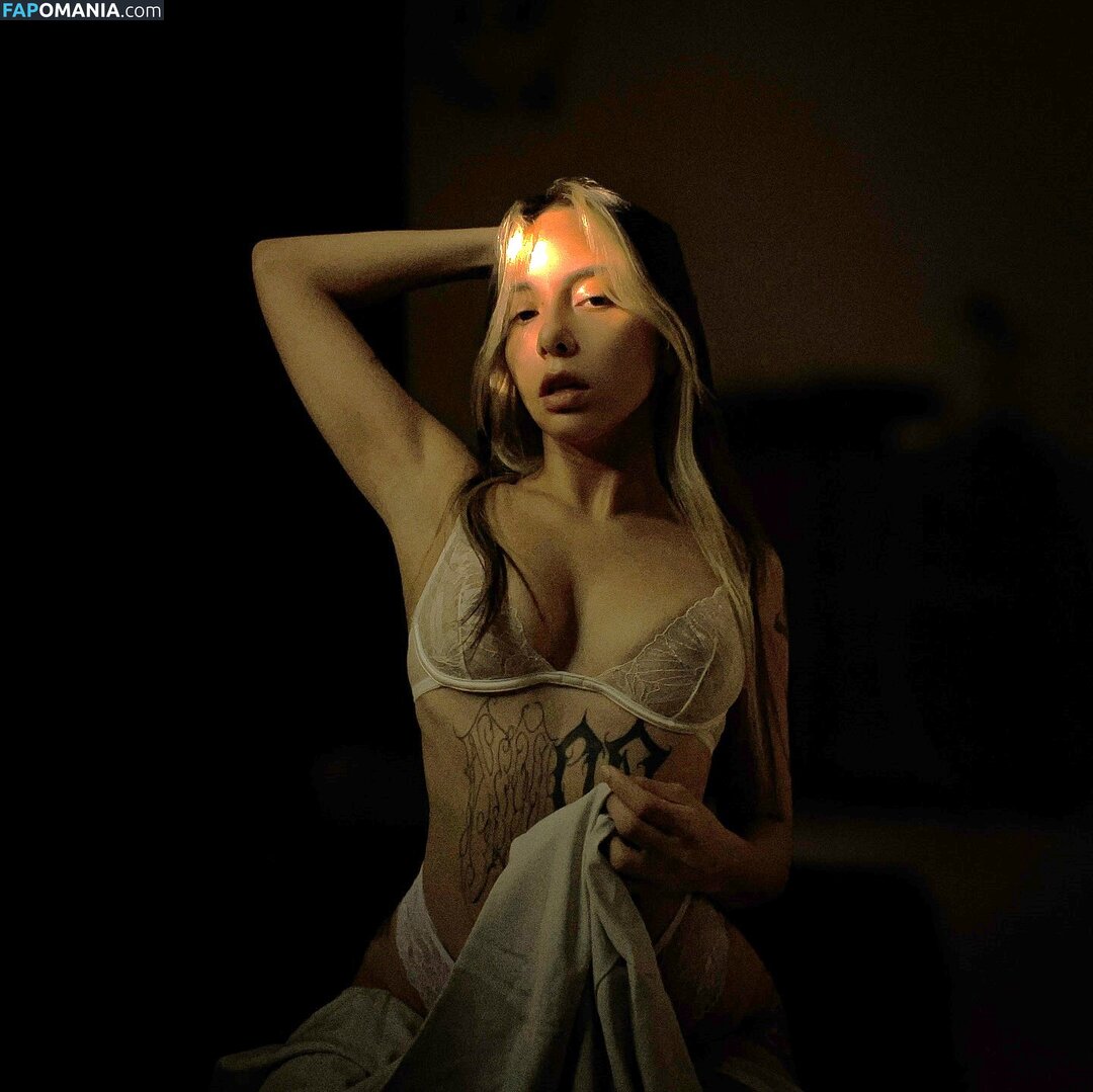 Ale Acosta / al.xannn / aleacosta Çıplak OnlyFans  Sızdırılmış Fotoğraf #1