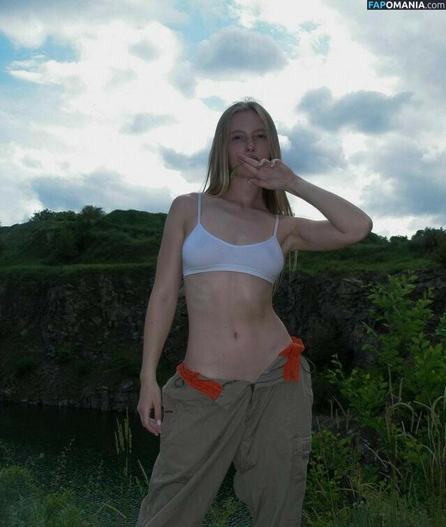 Alena Barhalenko / iam.alenyshka Çıplak OnlyFans  Sızdırılmış Fotoğraf #10