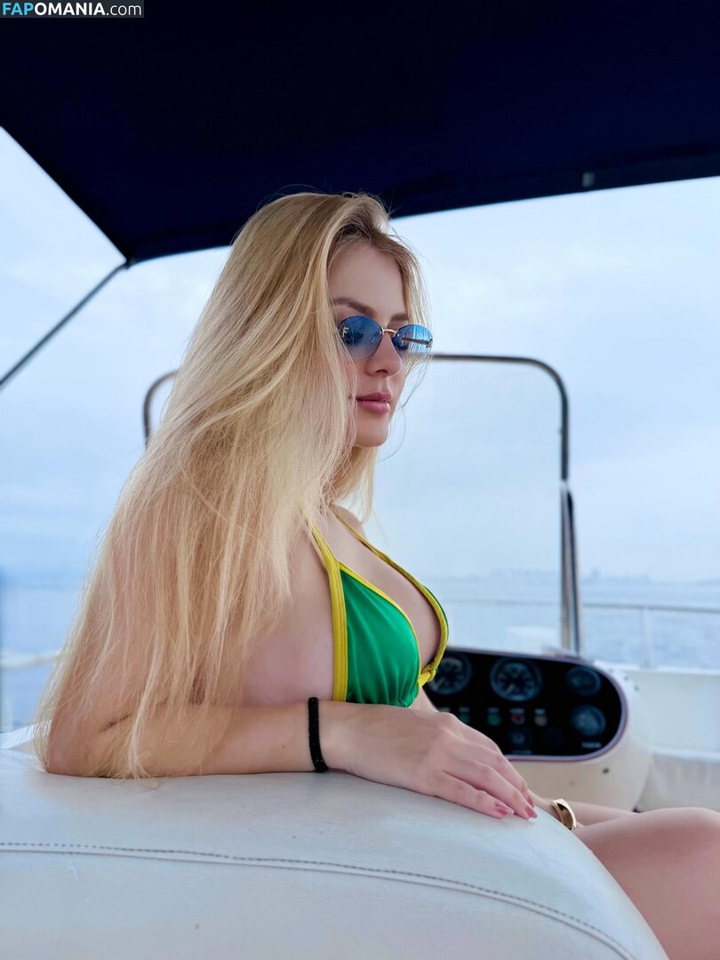 Alessandravieira / alessvieira Çıplak OnlyFans  Sızdırılmış Fotoğraf #2