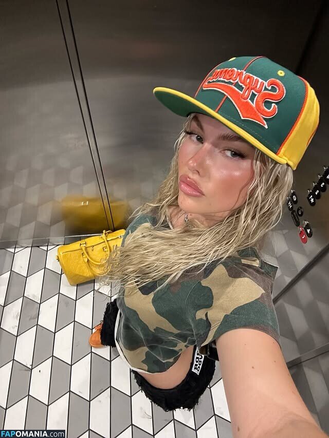 Alexa Tiziani / alexatiziani Çıplak OnlyFans  Sızdırılmış Fotoğraf #12