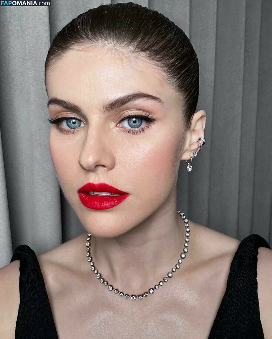 Alexandra Daddario / alexandradaddario Çıplak OnlyFans  Sızdırılmış Fotoğraf #473