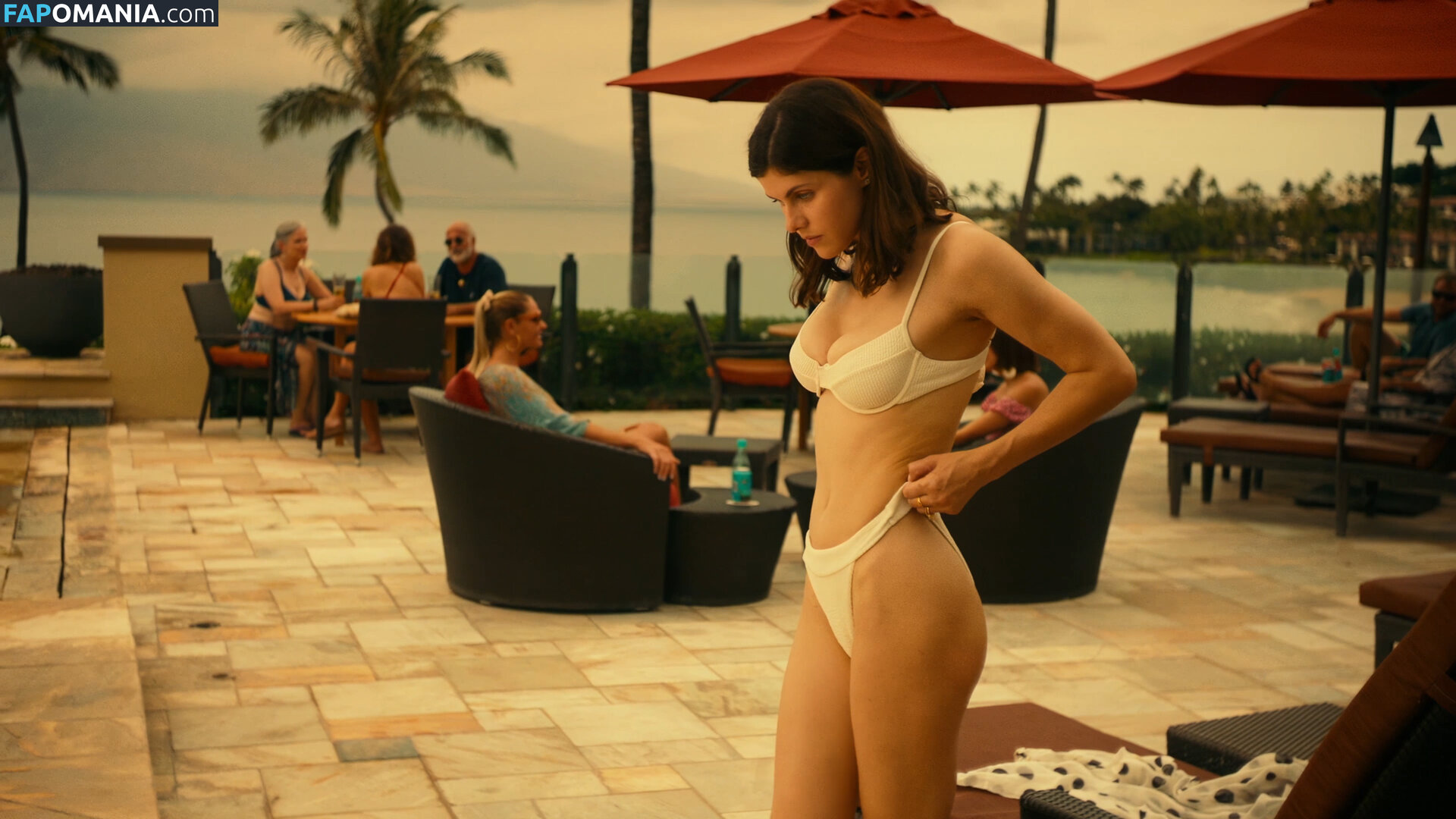 Alexandra Daddario / alexandradaddario Çıplak OnlyFans  Sızdırılmış Fotoğraf #1990
