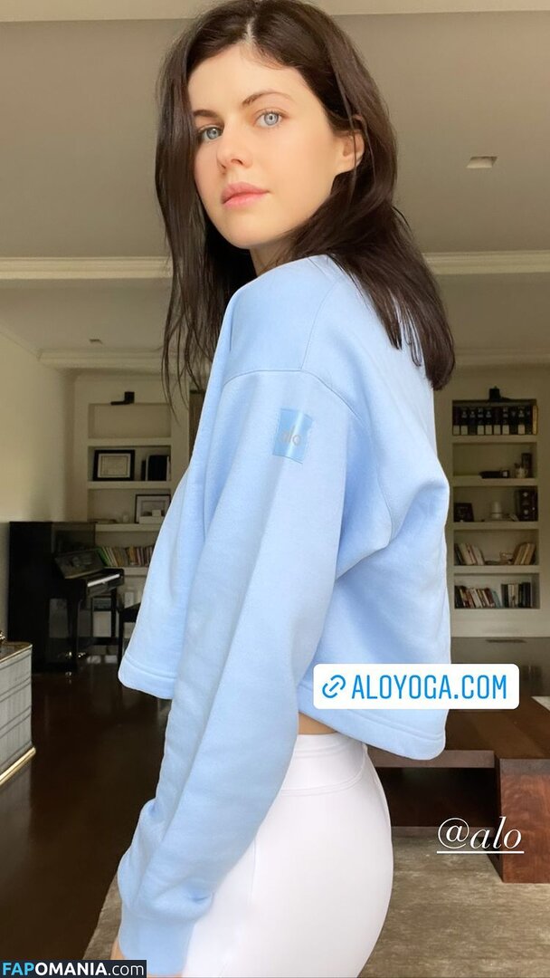 Alexandra Daddario / alexandradaddario Çıplak OnlyFans  Sızdırılmış Fotoğraf #2066
