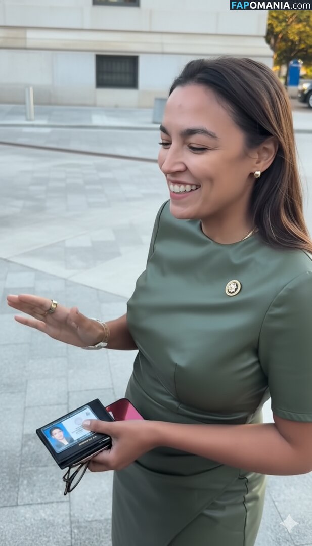 AOC / Alexandria Ocasio-Cortez Çıplak OnlyFans  Sızdırılmış Fotoğraf #173