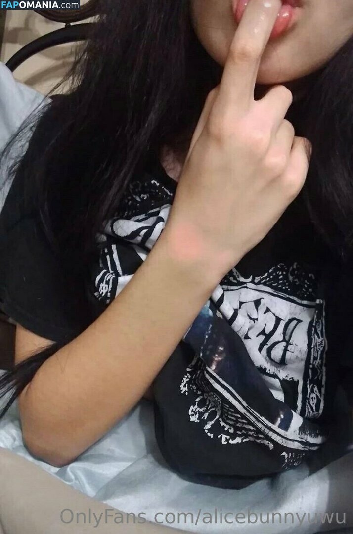 alicebluwu / alicebunnyuwu Çıplak OnlyFans  Sızdırılmış Fotoğraf #6