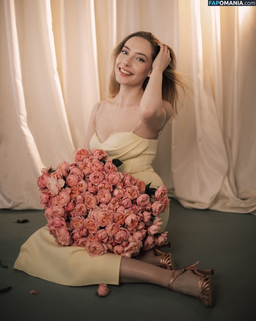 Alissa Strekozova / alissaofficial_ Çıplak OnlyFans  Sızdırılmış Fotoğraf #3