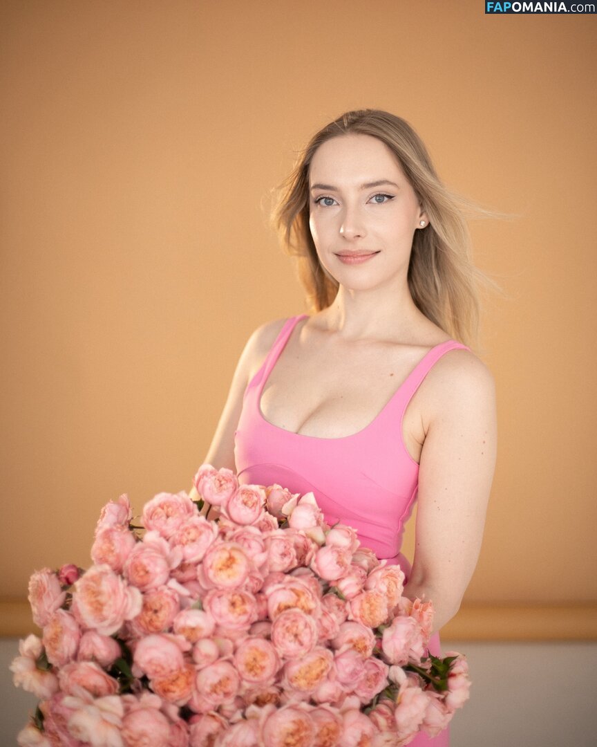 Alissa Strekozova / alissaofficial_ Çıplak OnlyFans  Sızdırılmış Fotoğraf #8