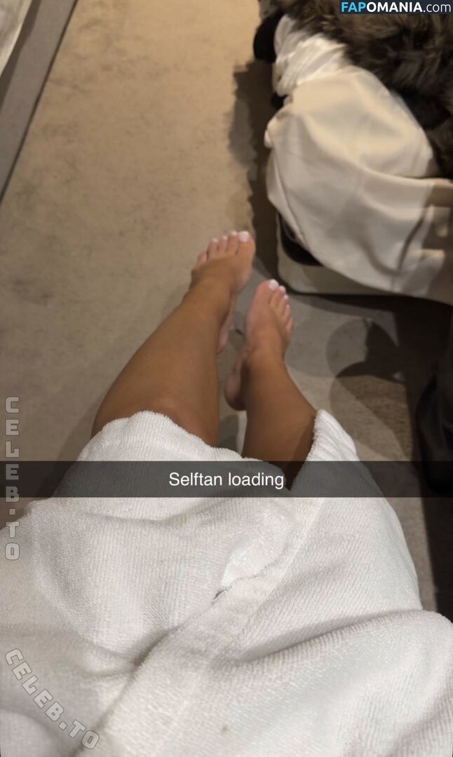 Almira Azemi / almira.azz / almirra.az Çıplak OnlyFans  Sızdırılmış Fotoğraf #2